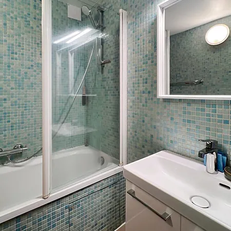 Cozy 30 M Near Canal St Martin Apartment